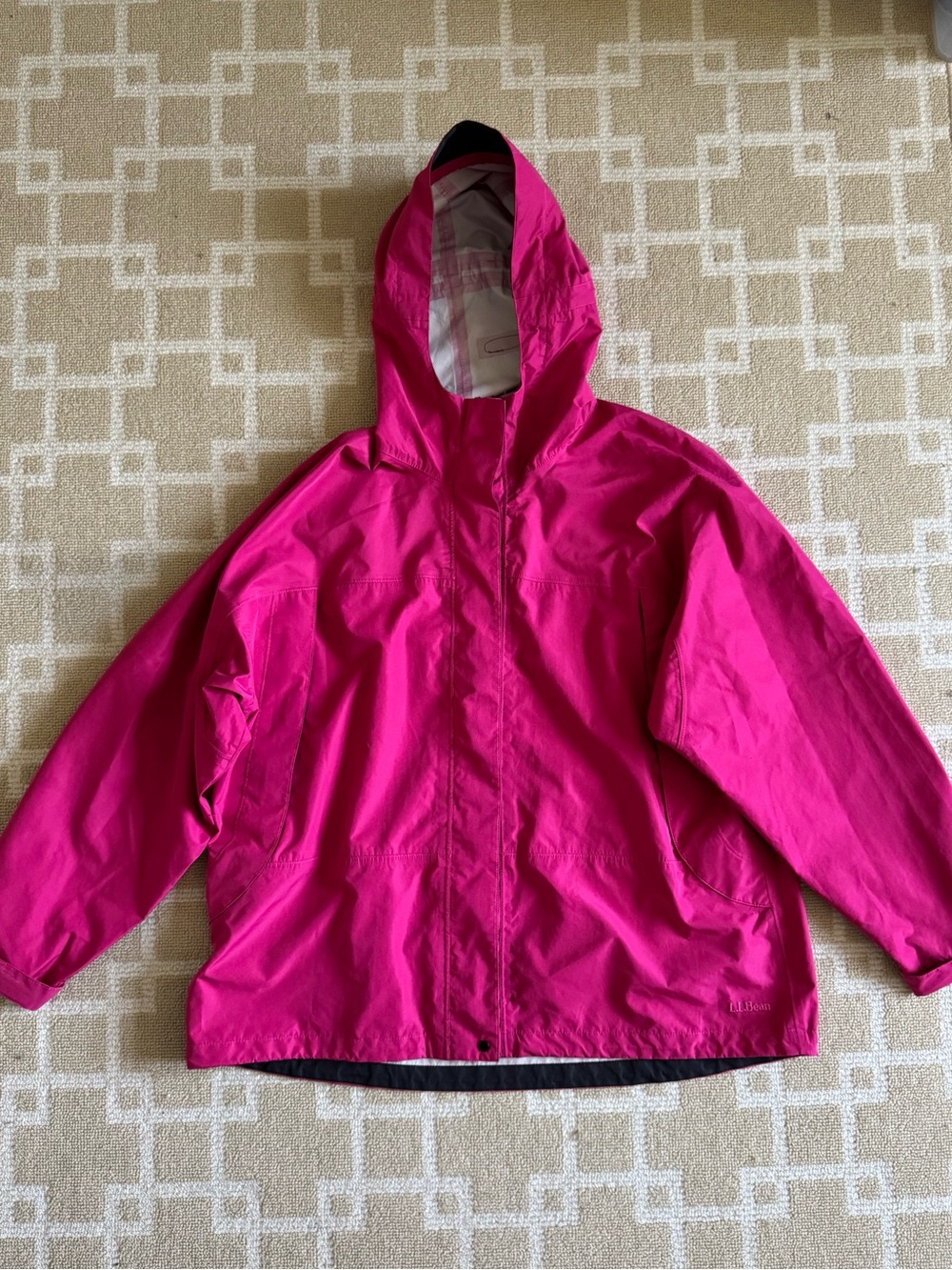 L.L. Bean Waterproof Hooded Rain Jacket Packable Shell Oink 2X - Picture 11 of 11